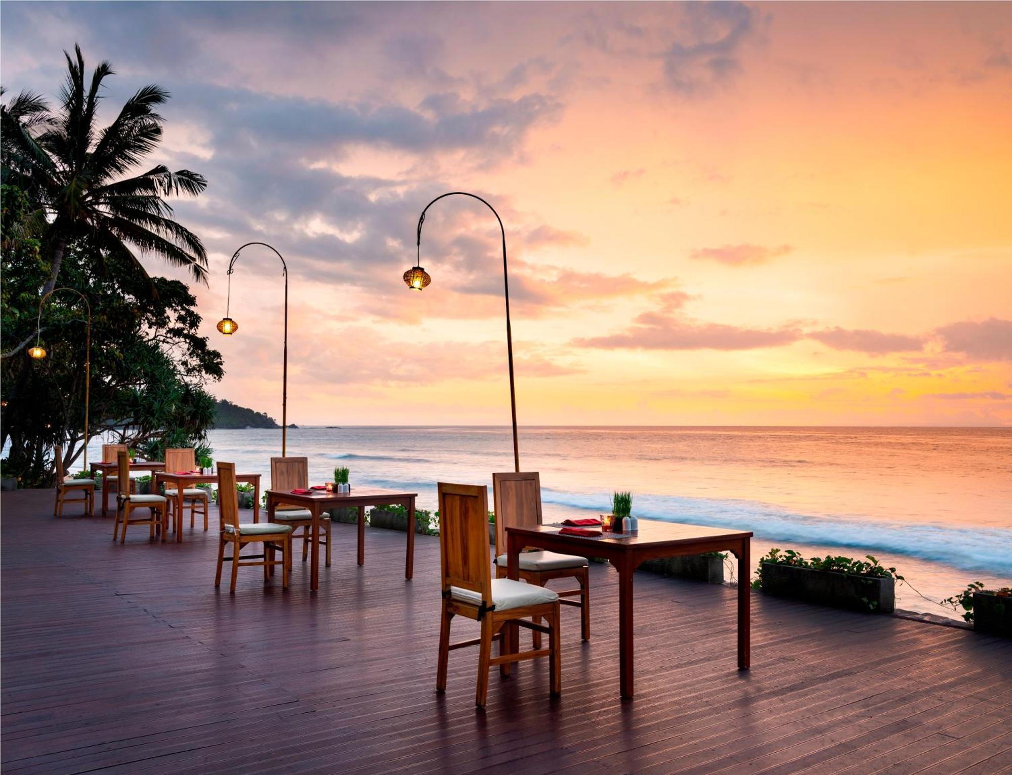 Mangsit Suites By Holiday Resort Lombok Dış mekan fotoğraf