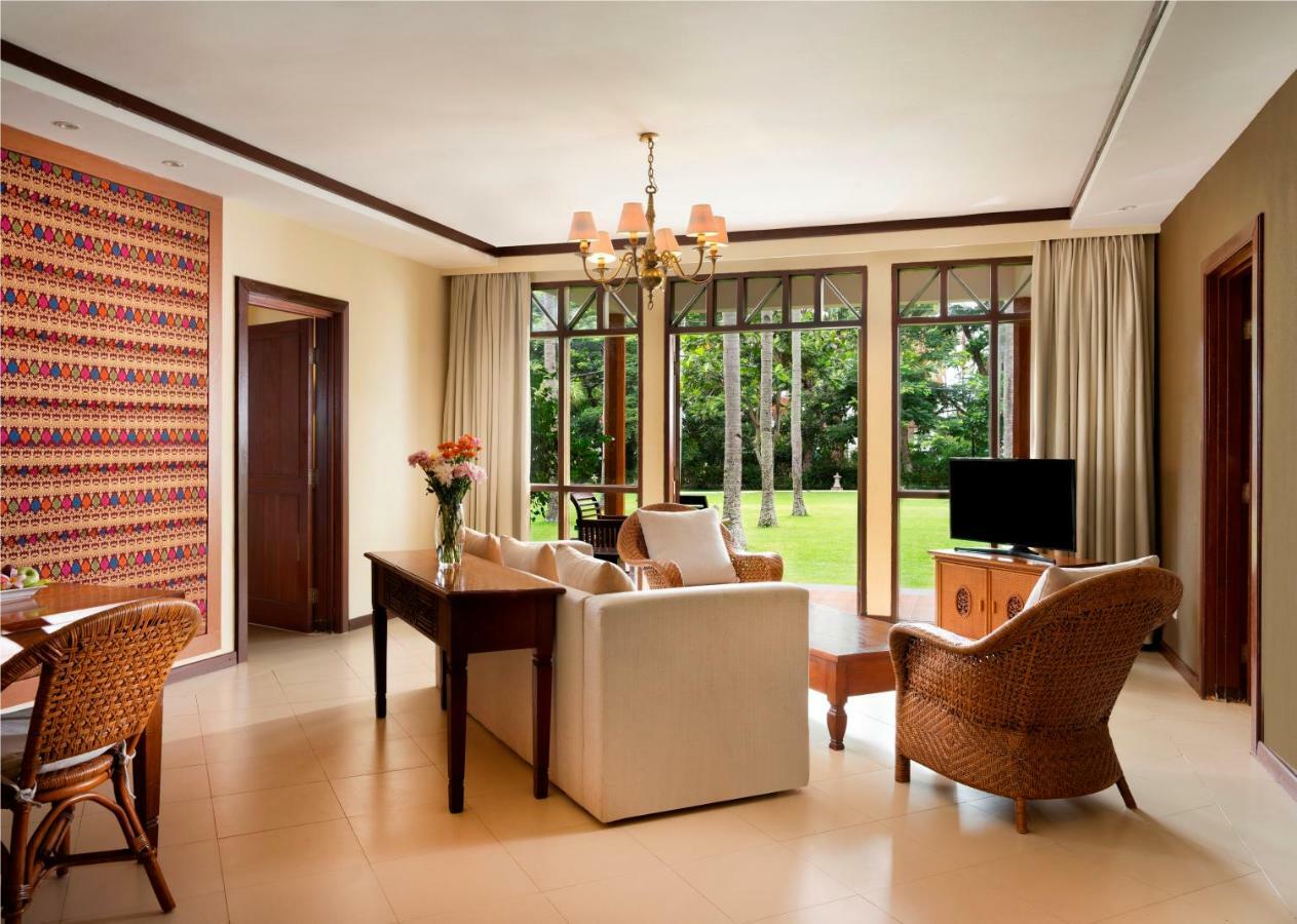 Mangsit Suites By Holiday Resort Lombok Dış mekan fotoğraf